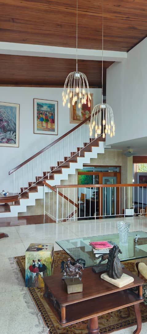 Casa Recientemente Reformada en Zona Alta del Marqués